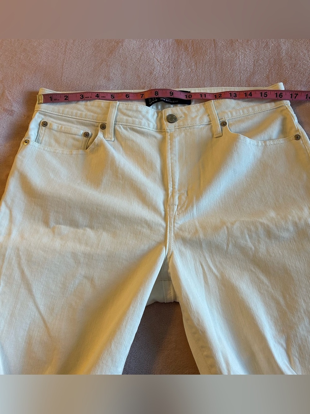 Gap Universal Slim Boyfriend white distressed cropped jeans raw hem size 10/30 - Picture 6 of 9